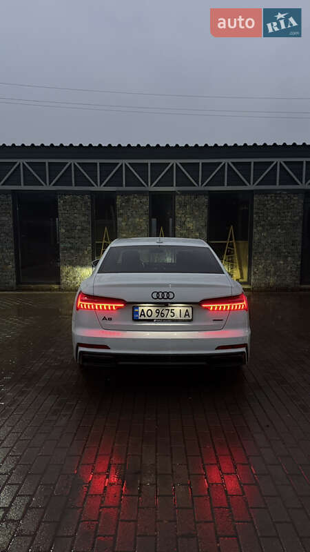 Седан Audi A6 2020 в Тячеве