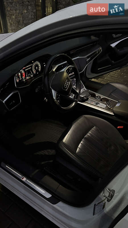 Седан Audi A6 2020 в Тячеве