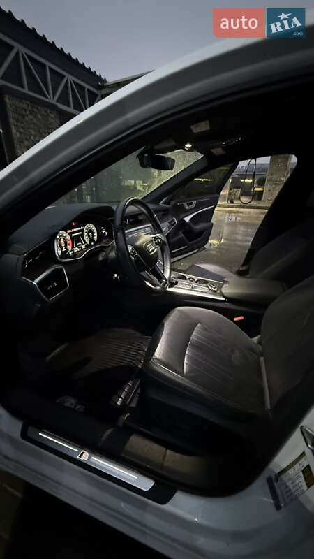 Седан Audi A6 2020 в Тячеве