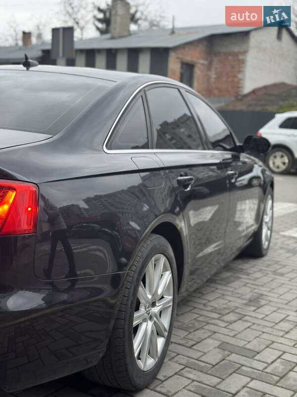 Седан Audi A6 2014 в Львове