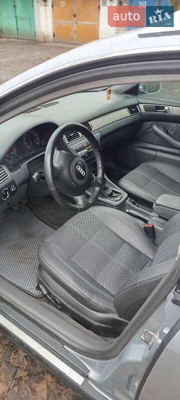 Универсал Audi A6 1999 в Першотравенске