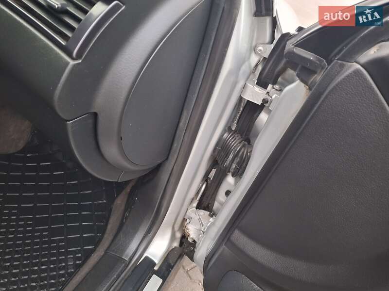 Универсал Audi A6 2002 в Гусятине