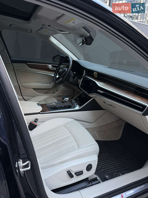 Седан Audi A6 2022 в Одессе