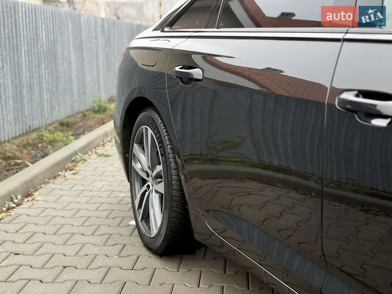 Седан Audi A6 2018 в Ужгороде