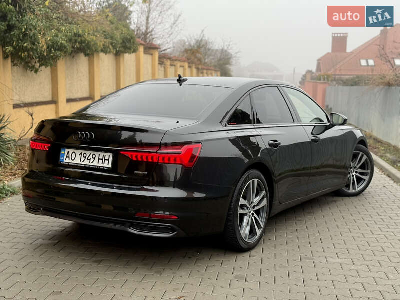 Седан Audi A6 2018 в Ужгороде
