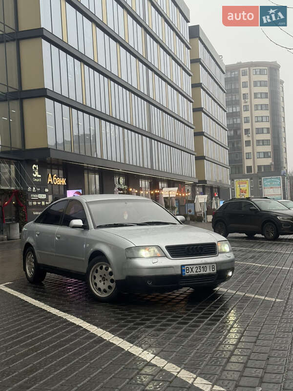 Седан Audi A6 2000 в Ровно