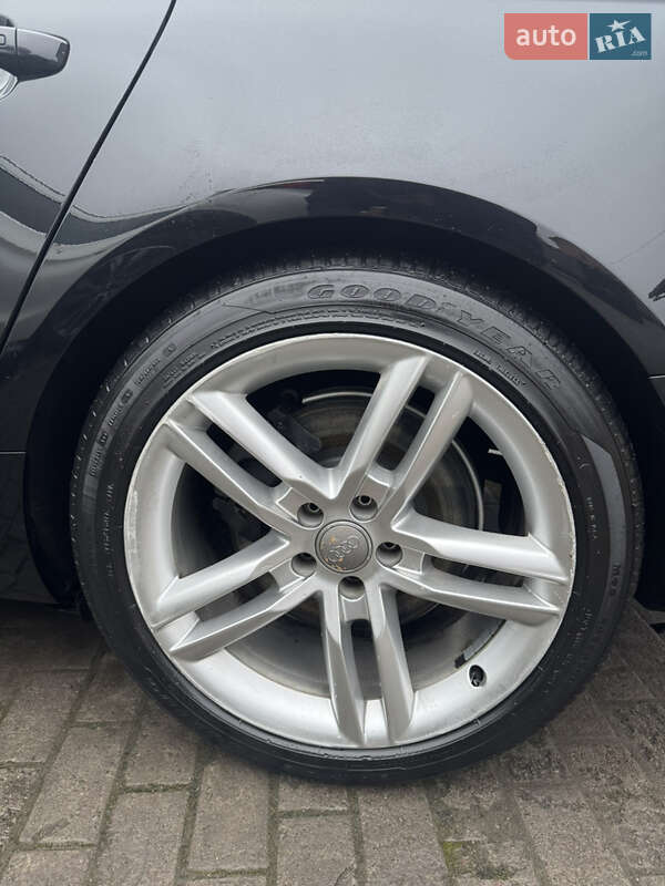 Седан Audi A6 2011 в Львове