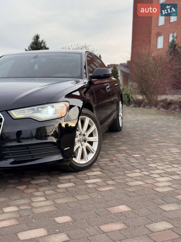 Седан Audi A6 2013 в Нововолынске