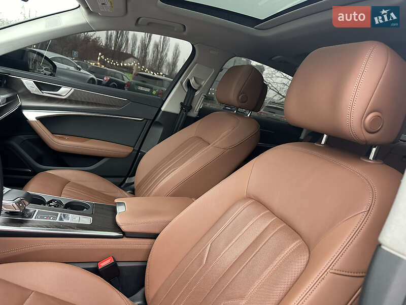 Седан Audi A6 2019 в Киеве