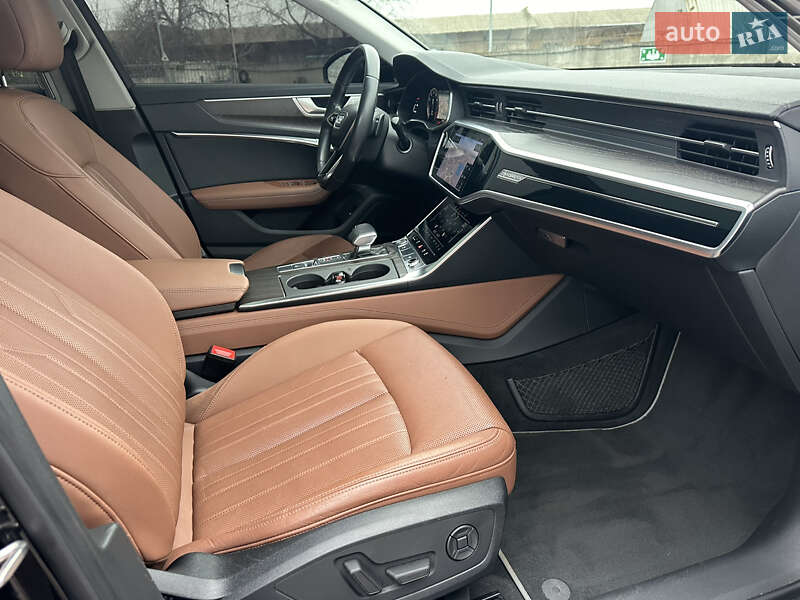 Седан Audi A6 2019 в Киеве