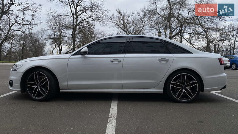 Седан Audi A6 2016 в Одессе