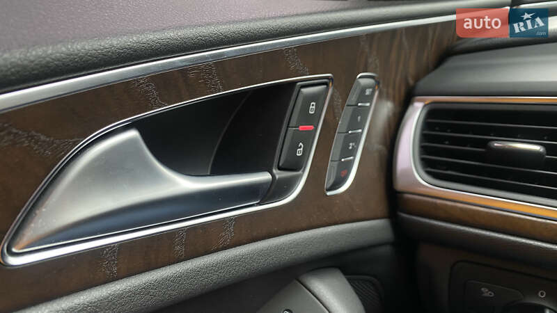 Седан Audi A6 2016 в Одессе