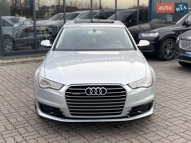 Седан Audi A6 2015 в Нововолынске