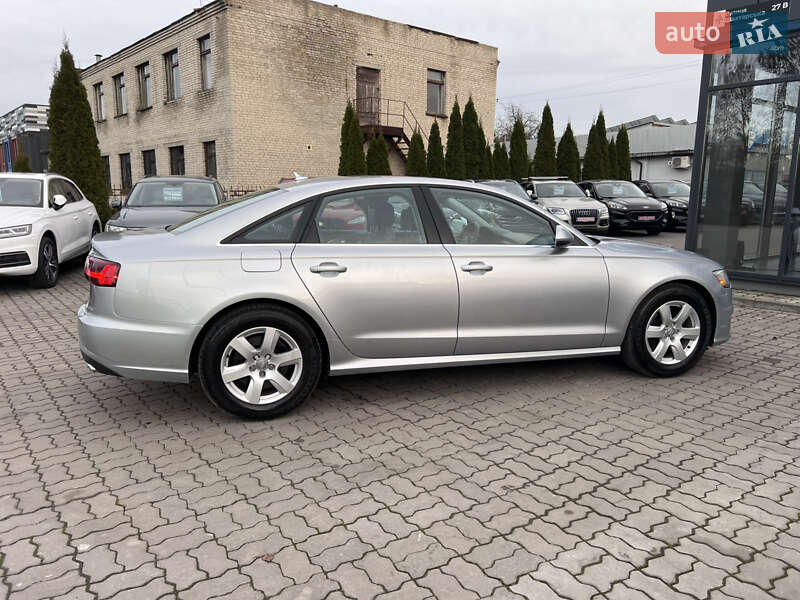 Седан Audi A6 2015 в Нововолынске