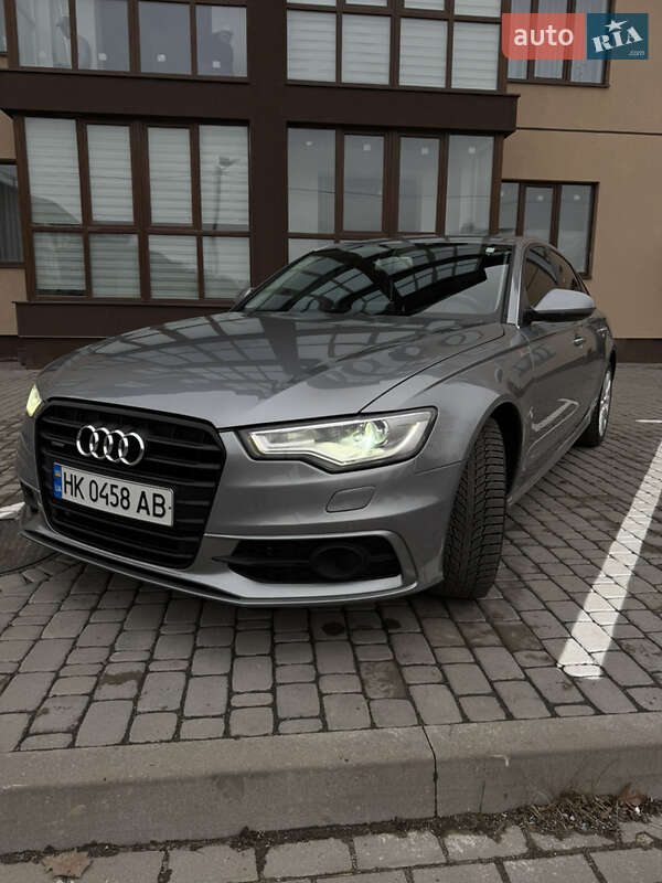 Седан Audi A6 2014 в Рівному