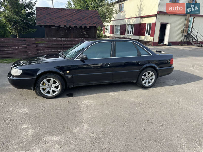 Седан Audi A6 1995 в Березному
