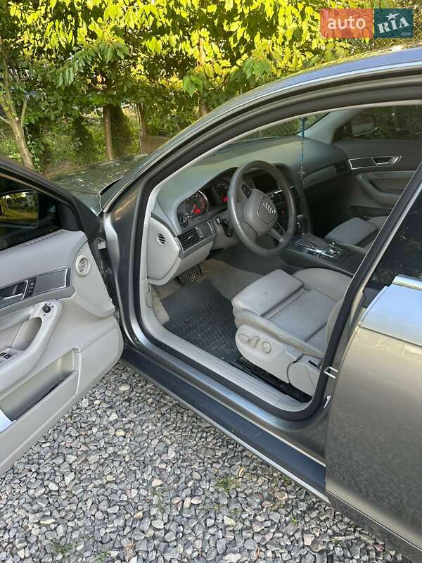 Седан Audi A6 2004 в Самборі