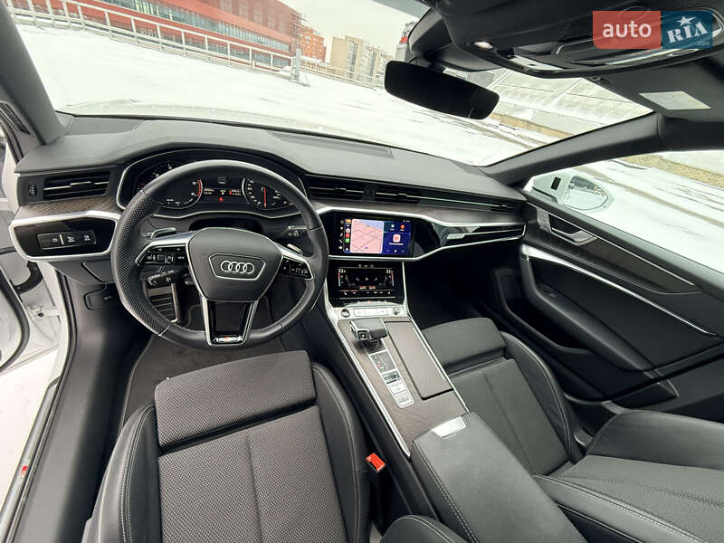 Седан Audi A6 2022 в Дніпрі