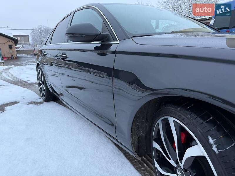 Седан Audi A6 2014 в Черновцах
