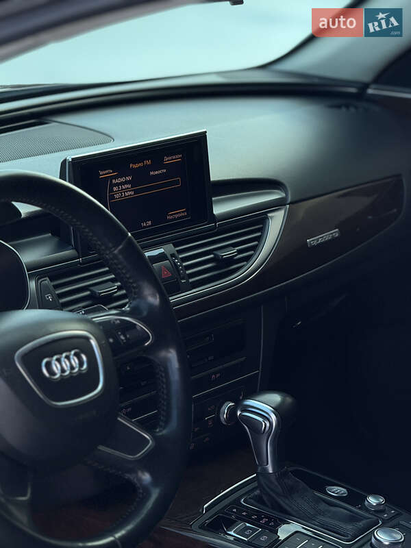 Седан Audi A6 2011 в Надворной