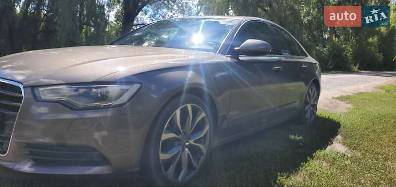 Седан Audi A6 2012 в Прилуках