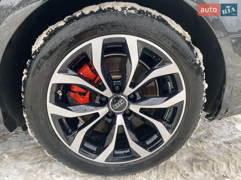 Седан Audi A6 2013 в Львові