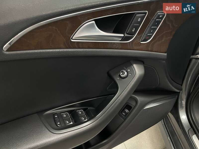 Седан Audi A6 2014 в Киеве