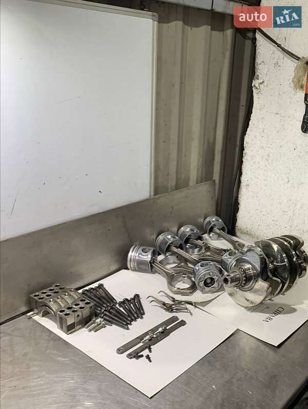 Седан Audi A6 2000 в Днепре