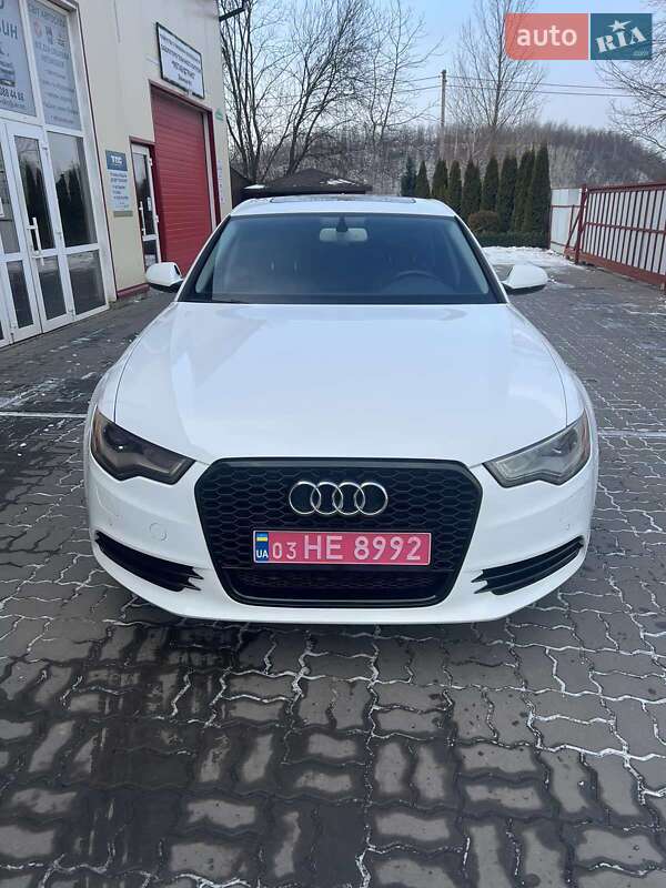 Седан Audi A6 2015 в Нововолинську