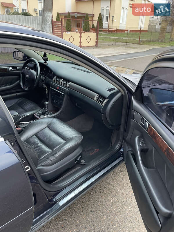 Седан Audi A6 2001 в Одессе