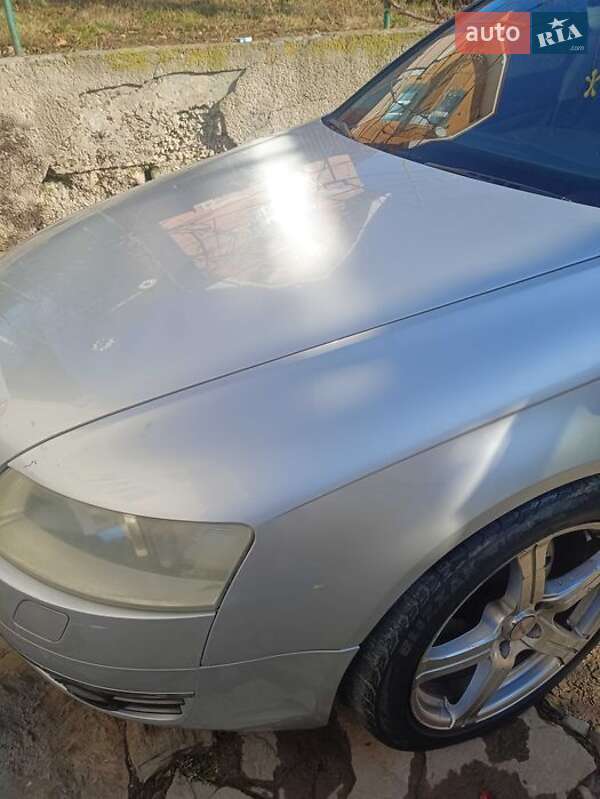 Седан Audi A6 2004 в Надворной