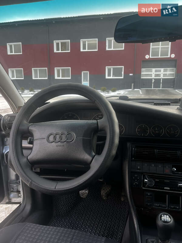 Універсал Audi A6 1996 в Дубні
