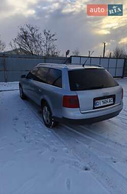 Універсал Audi A6 1998 в Жовкві