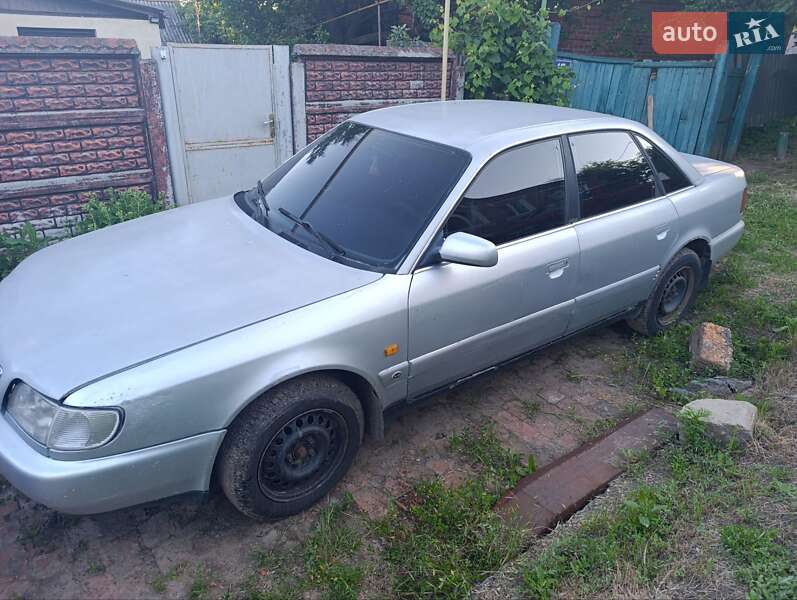 Седан Audi A6 1996 в Богодухове