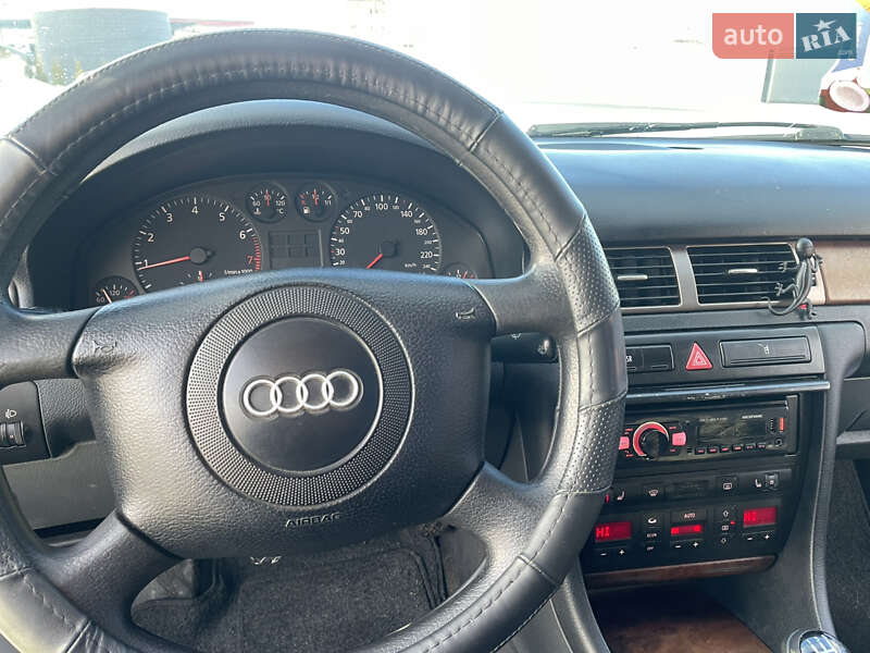 Седан Audi A6 1998 в Радивилове