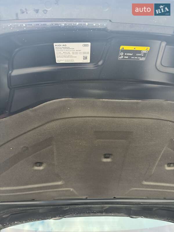 Седан Audi A6 2022 в Киеве