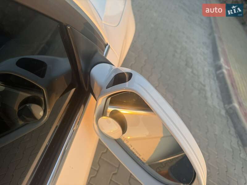 Седан Audi A6 2013 в Луцке