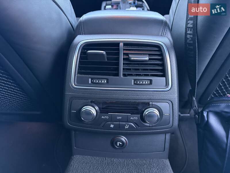 Универсал Audi A6 2012 в Ивано-Франковске