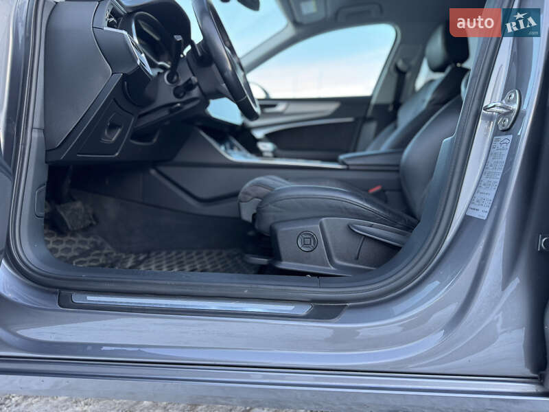 Седан Audi A6 2018 в Киеве