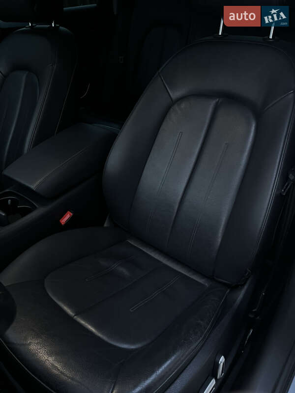 Седан Audi A6 2018 в Новояворовске