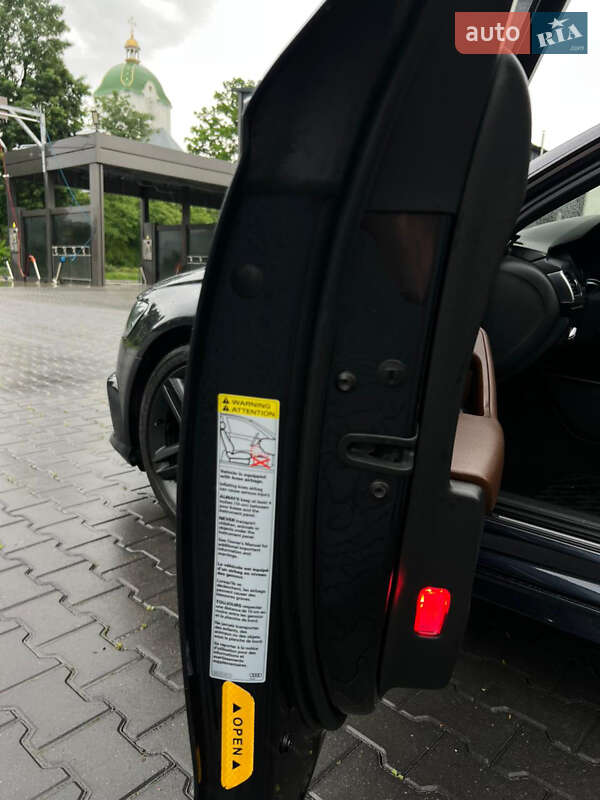 Седан Audi A6 2015 в Запорожье