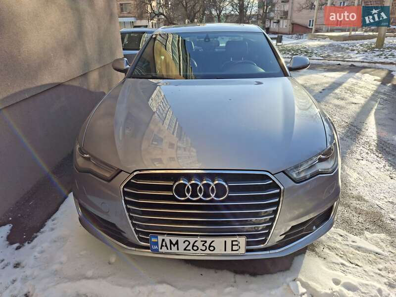 Седан Audi A6 2015 в Рівному