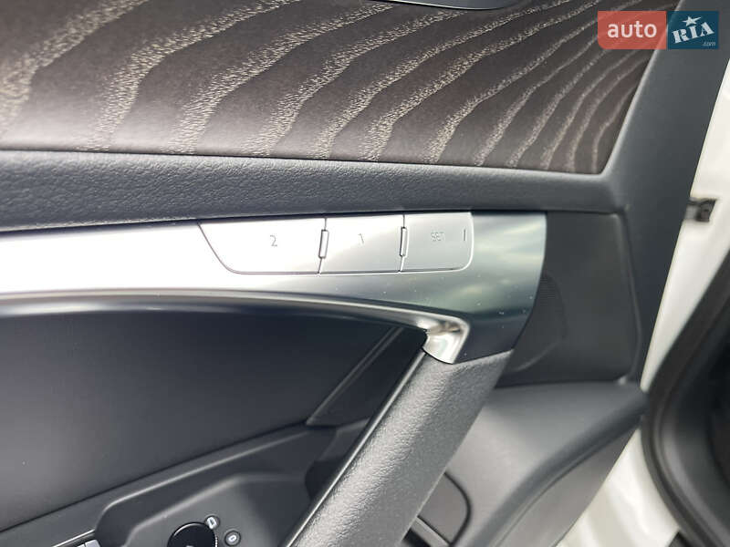 Седан Audi A6 2021 в Киеве