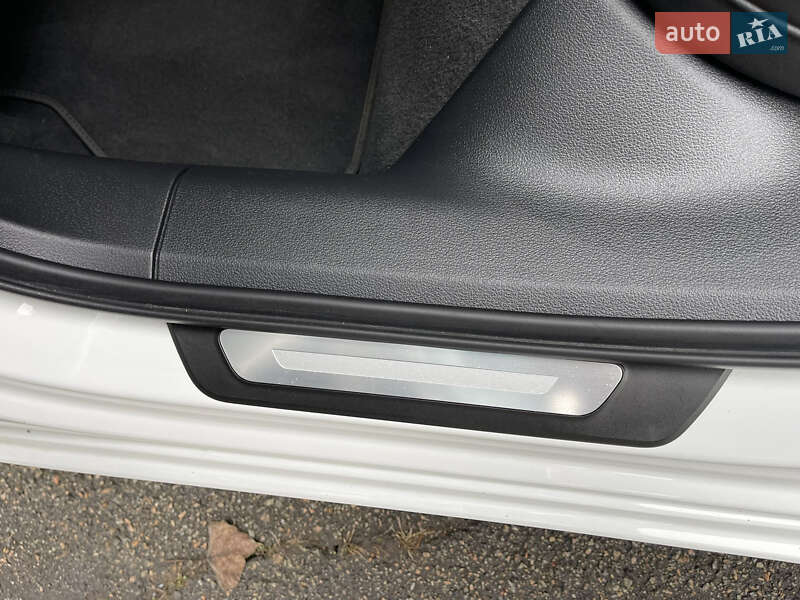 Седан Audi A6 2021 в Киеве