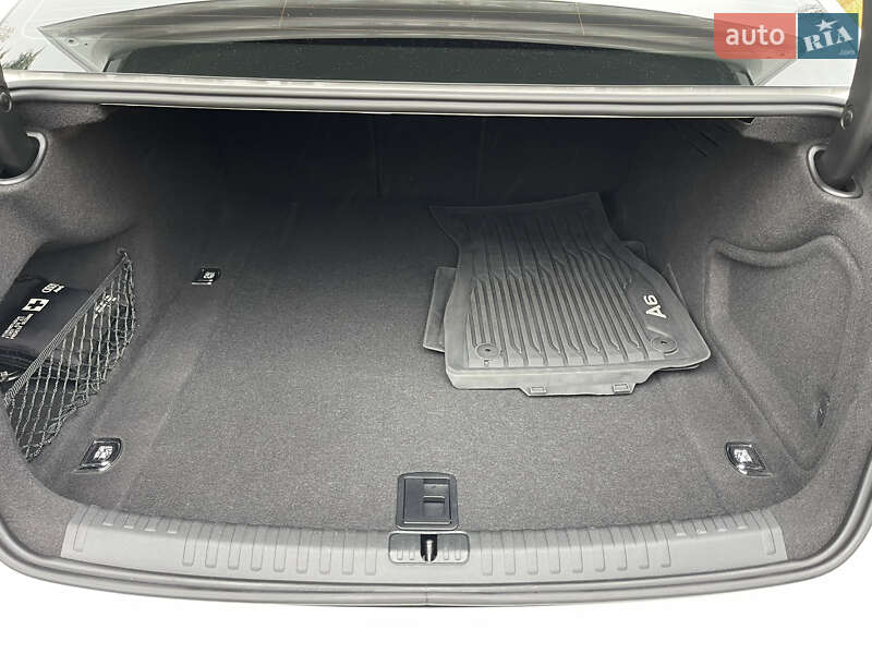 Седан Audi A6 2021 в Киеве