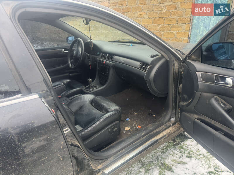 Универсал Audi A6 2001 в Николаеве