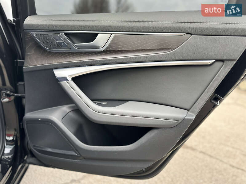 Седан Audi A6 2018 в Одессе