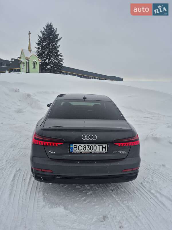 Седан Audi A6 2022 в Львове
