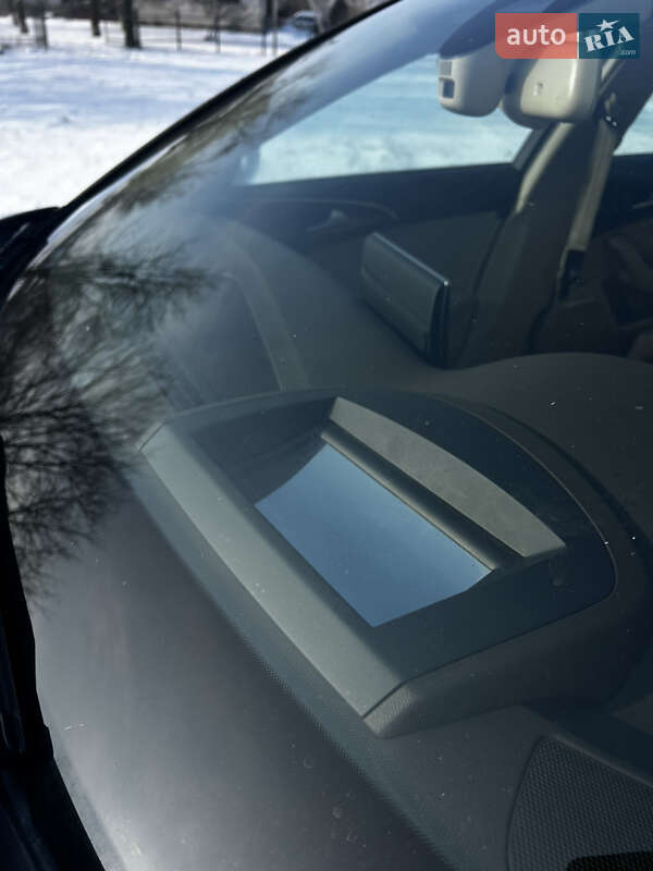 Седан Audi A6 2015 в Черновцах