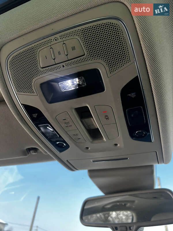 Седан Audi A6 2015 в Черновцах